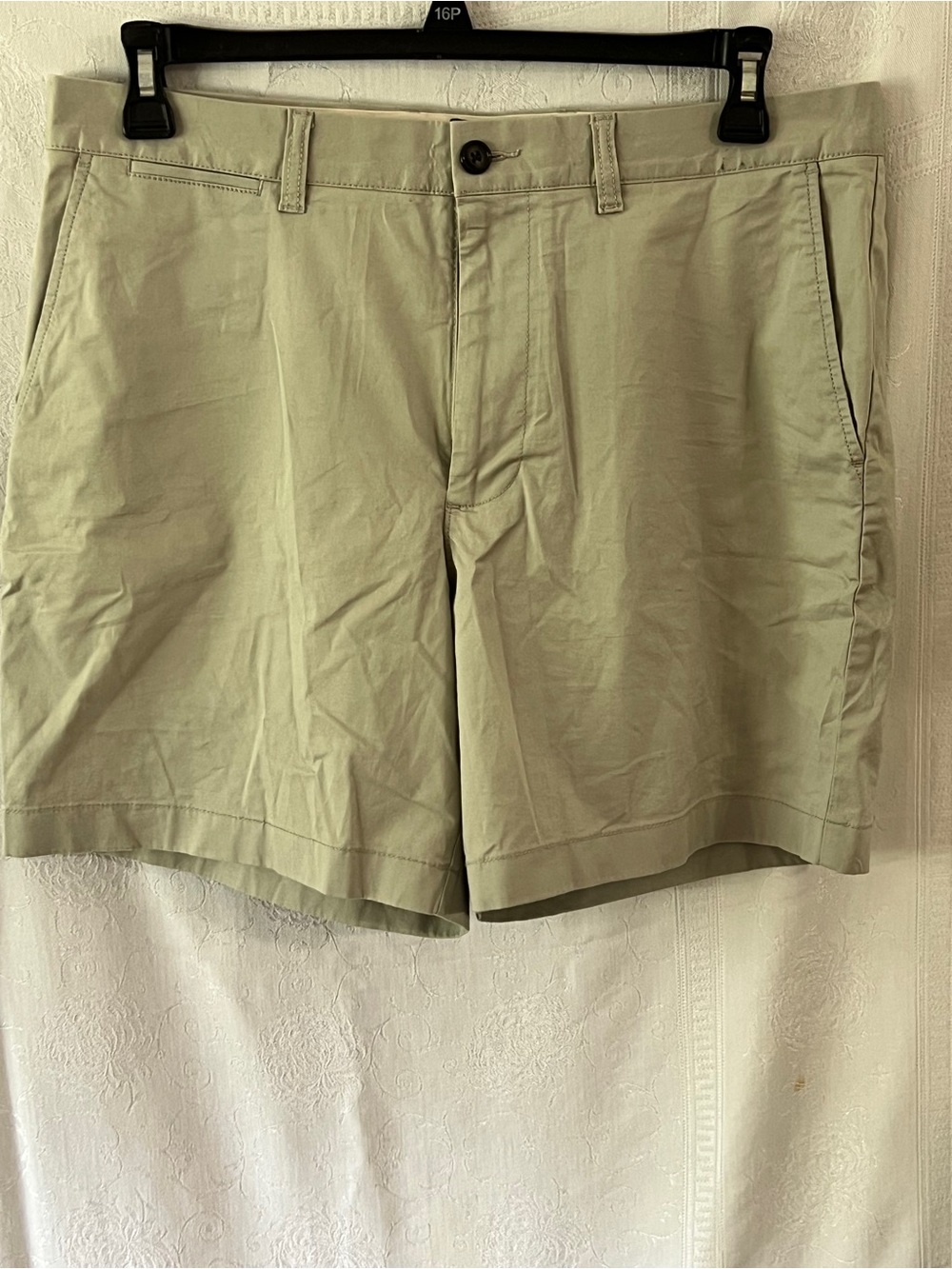 J. Crew Men's Re-Imagined Cotton Chino Shorts - Light Tan Waist 34